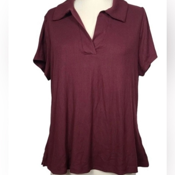 Lane Bryant Women's Burgundy Top V-neck with collar - Picture 1 of 6